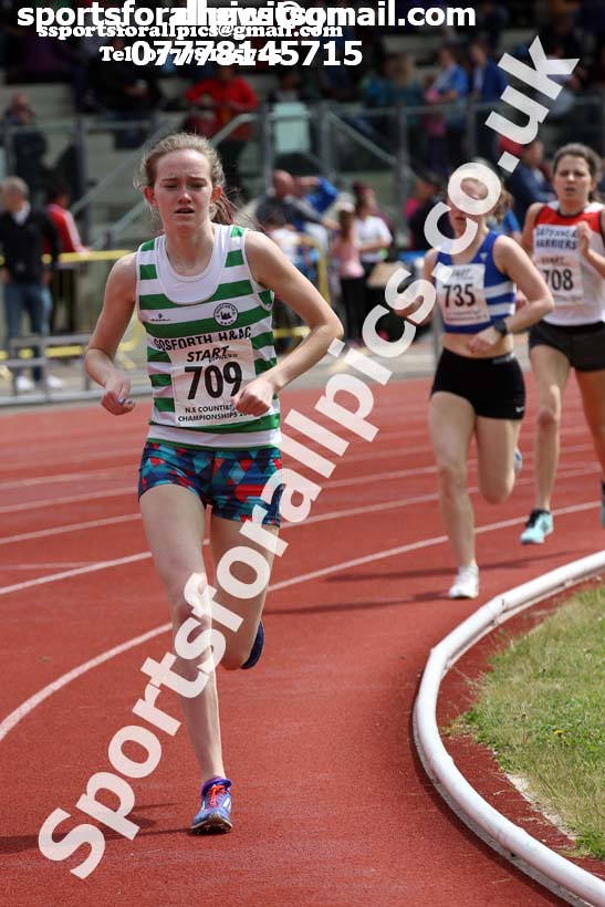 Senior and under-20s womens 1500 metres, North Eastern Track and Fields Champs., Middlesbrough. Photo: David T. Hewitson/Sports for All Pics